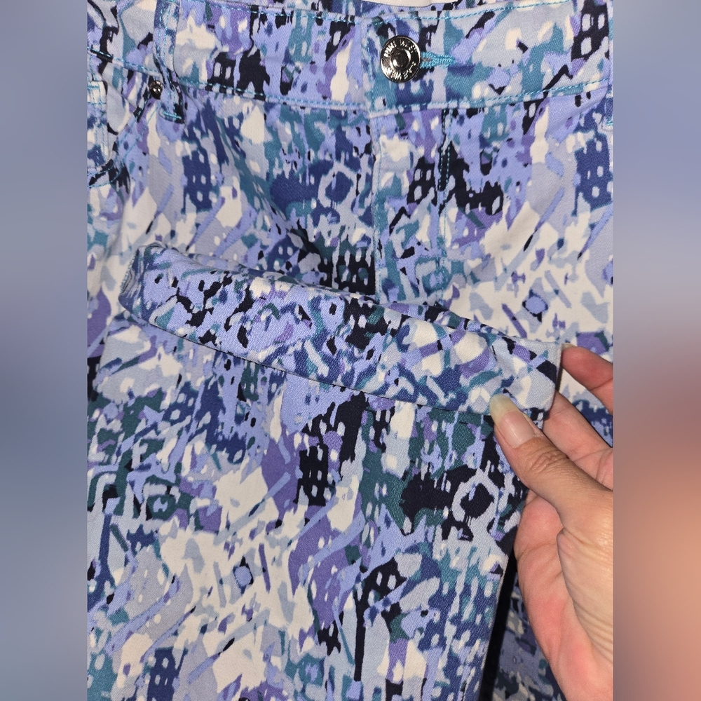 NWOT Women's Nine West Chrystie Capri Blue Abstract Print Pants Size 16 - Picture 5 of 13